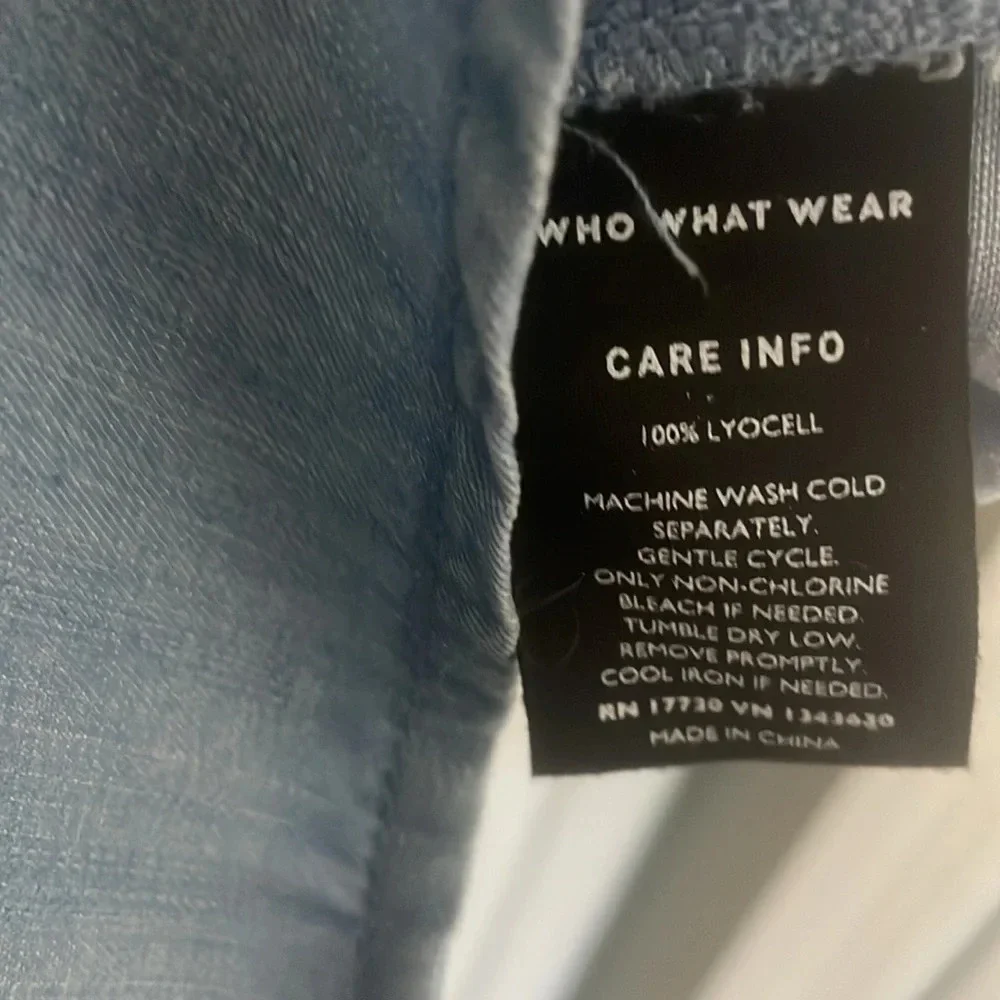 💰NWT Who What Where Denim Jean vest Light Weight Cardigan size small